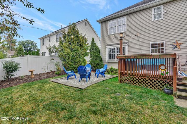 203 Conifer Crest Way, Eatontown, NJ 07724