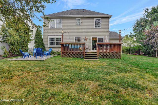 203 Conifer Crest Way, Eatontown, NJ 07724
