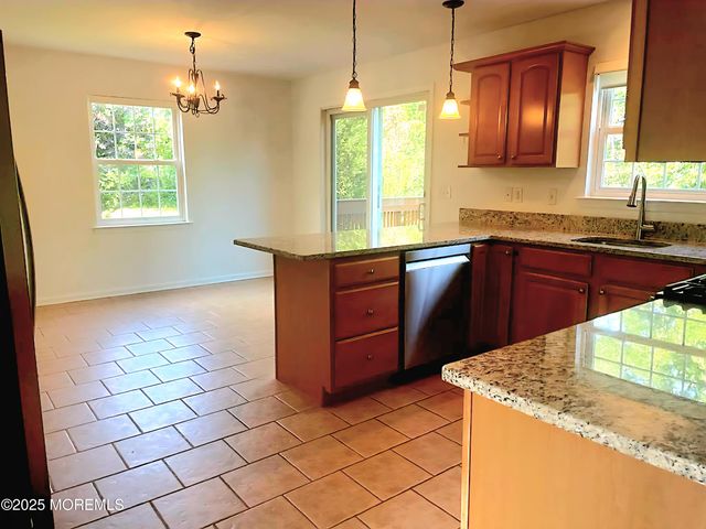 203 Conifer Crest Way, Eatontown, NJ 07724