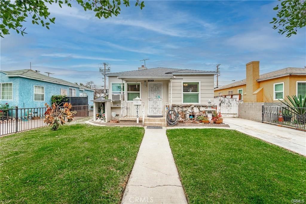10439 Stanford Avenue, South Gate, CA 90280 — exterior
