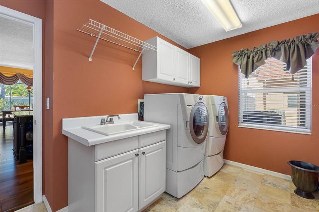 1872 EAGLE TRACE BOULEVARD, Palm Harbor, FL 34685