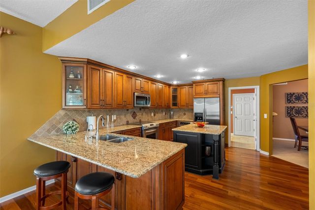 1872 EAGLE TRACE BOULEVARD, Palm Harbor, FL 34685