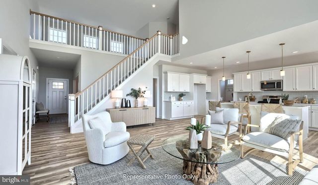 120 BLUE MOUNTAIN BLVD, Carlisle, PA 17013