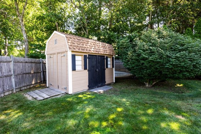 60 Justine Rd, Plymouth, MA 02360