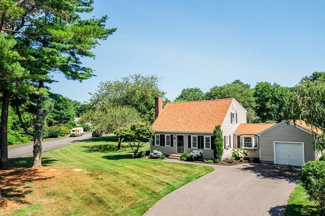 60 Justine Rd, Plymouth, MA 02360