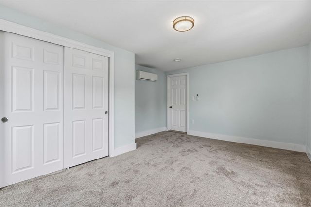 8 Hammatt St 1, Ipswich, MA 01938