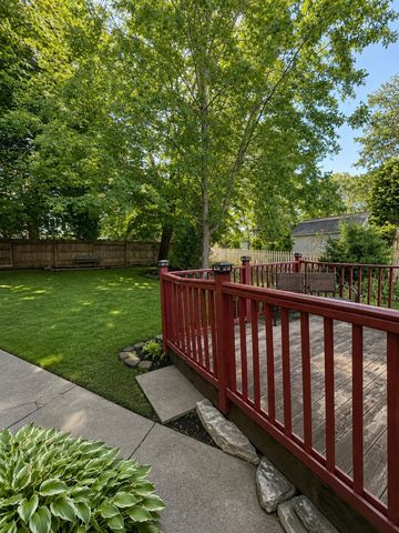 269 N Benton Street, Palatine, IL 60067