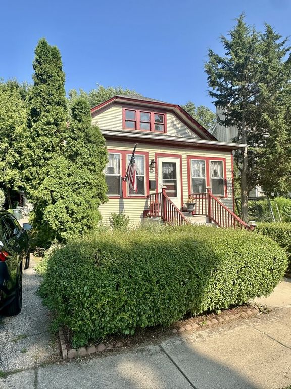269 N Benton Street, Palatine, IL 60067