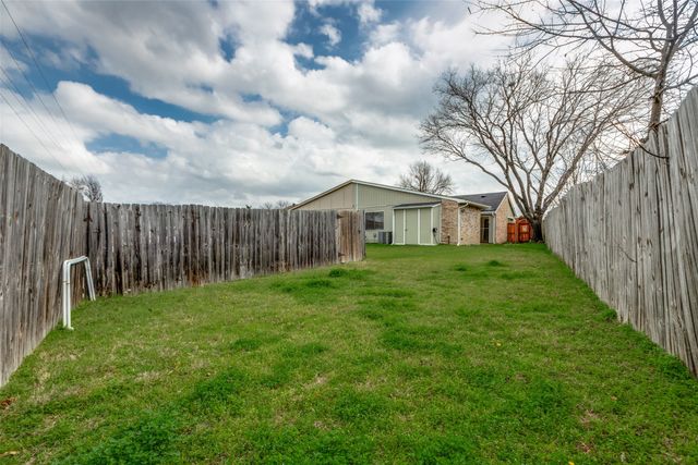 4508 Carr Street, The Colony, TX 75056