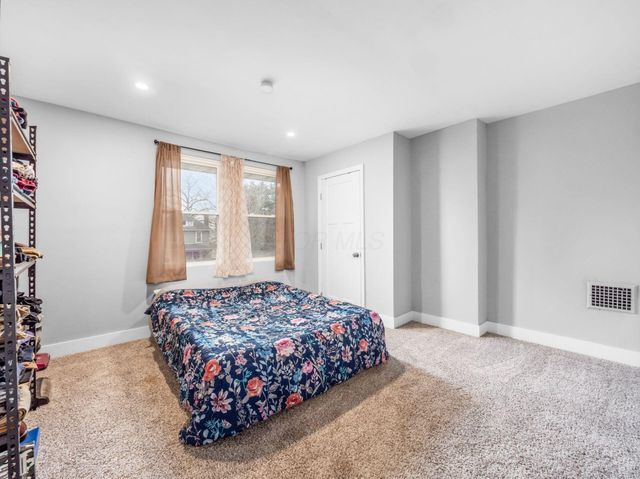 1930 Floral Avenue, Columbus, OH 43223