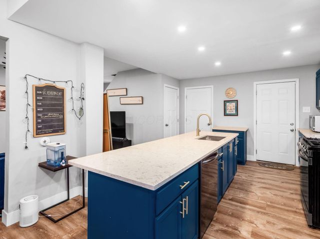 1930 Floral Avenue, Columbus, OH 43223