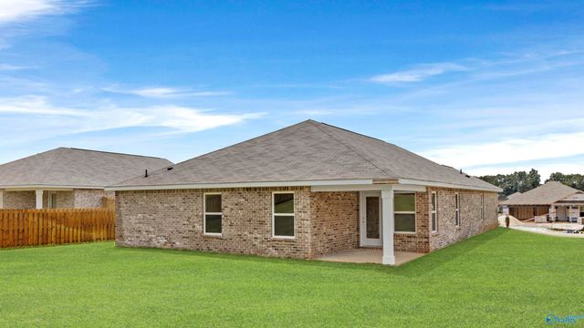 138 Aurora Circle, Fayetteville, TN 37334