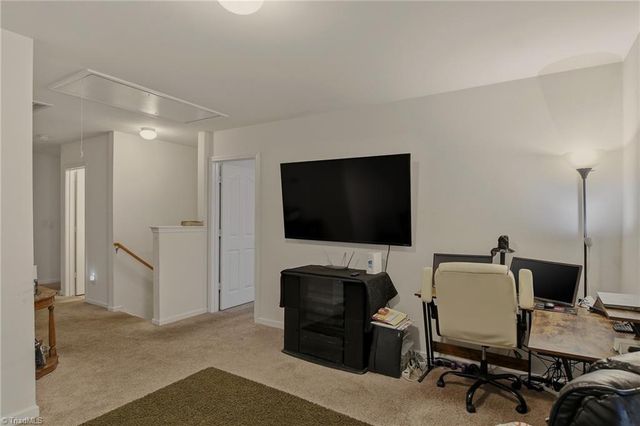 3855 Foliage Drive, Winston-salem, NC 27101