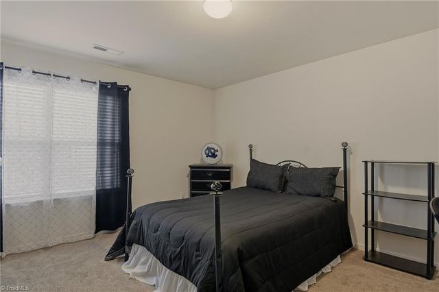 3855 Foliage Drive, Winston-salem, NC 27101