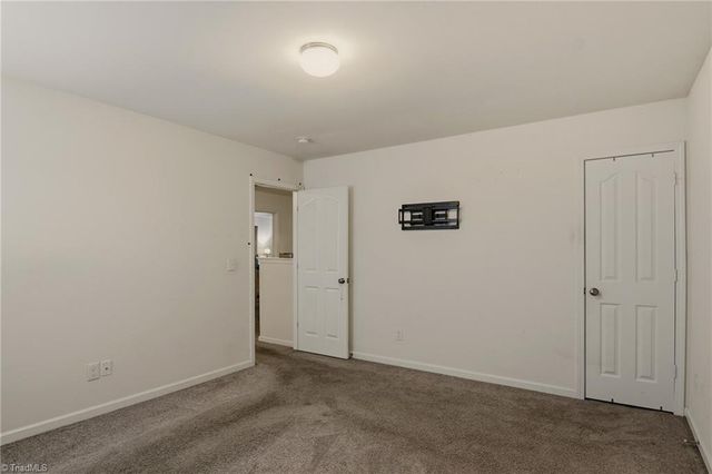 3855 Foliage Drive, Winston-salem, NC 27101