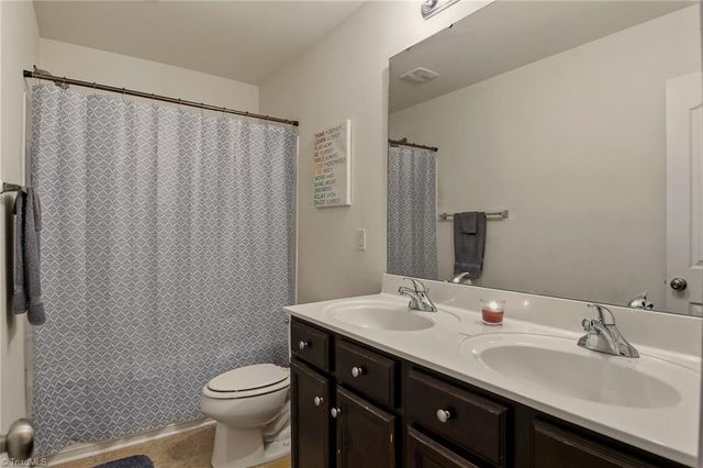 3855 Foliage Drive, Winston-salem, NC 27101