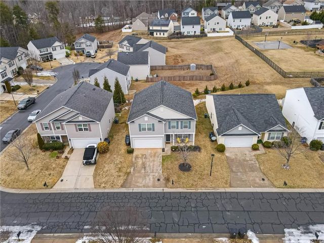 3855 Foliage Drive, Winston-salem, NC 27101