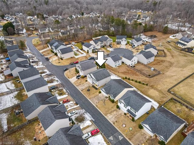 3855 Foliage Drive, Winston-salem, NC 27101