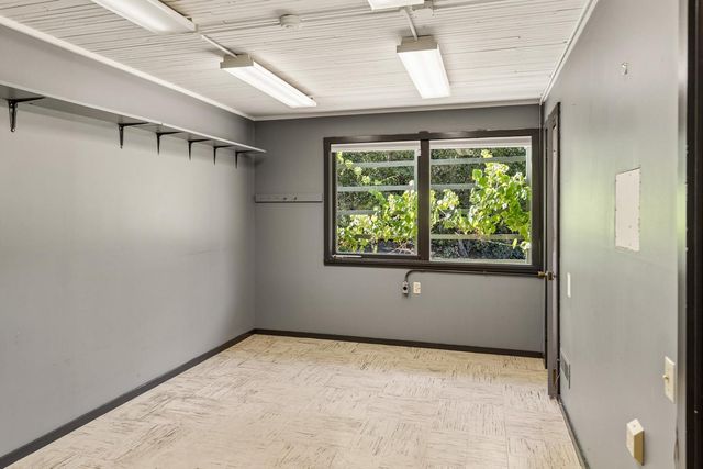 147 Mapache Drive, Portola Valley, CA 94028