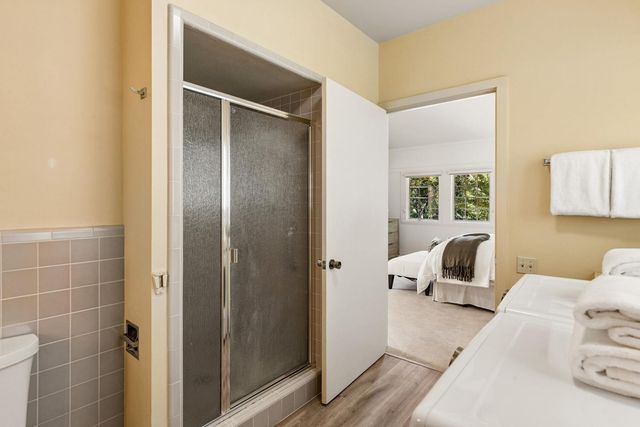 147 Mapache Drive, Portola Valley, CA 94028