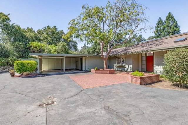 147 Mapache Drive, Portola Valley, CA 94028