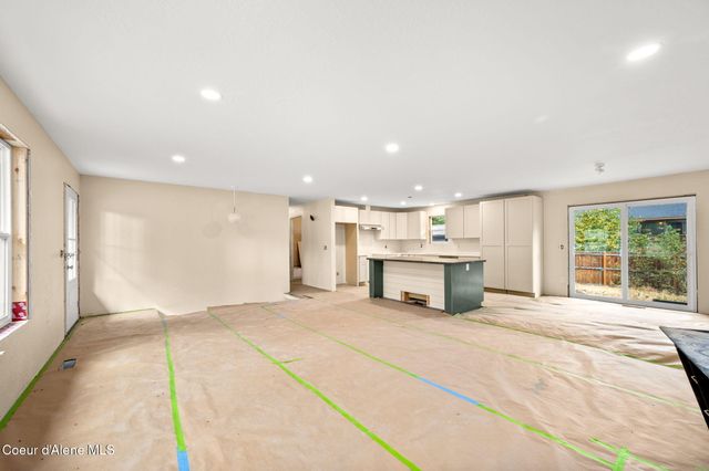 4733 E Alpine DR, Post Falls, ID 83854