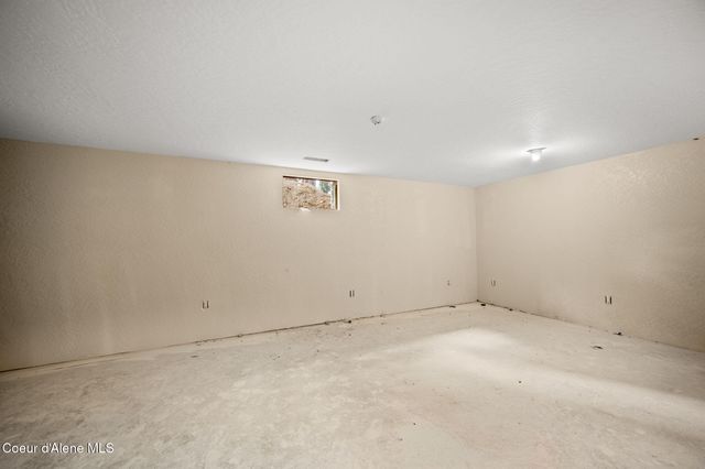 4733 E Alpine DR, Post Falls, ID 83854