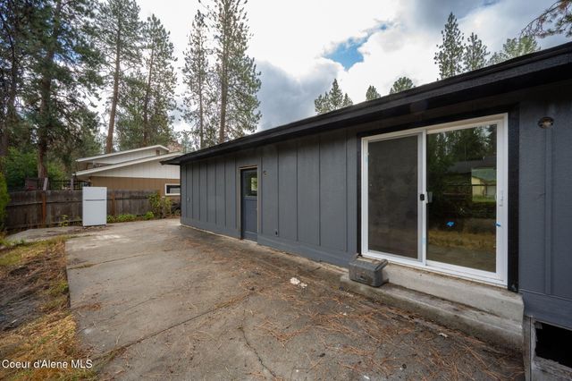 4733 E Alpine DR, Post Falls, ID 83854