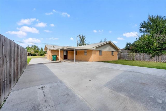 1409 Lourdes St Street, Sulphur, LA 70663