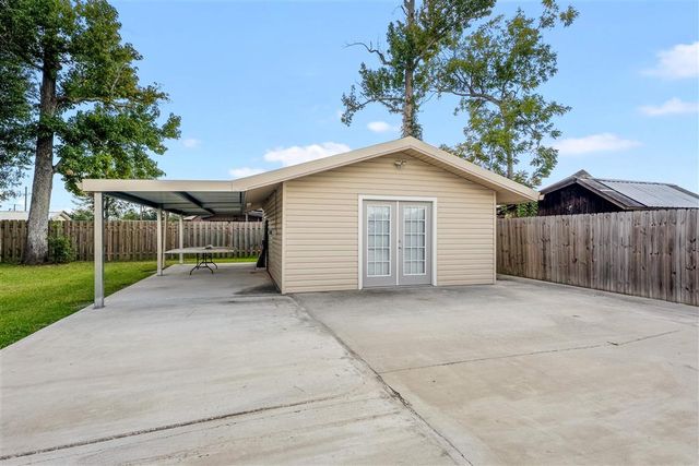 1409 Lourdes St Street, Sulphur, LA 70663