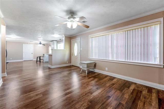 1409 Lourdes St Street, Sulphur, LA 70663