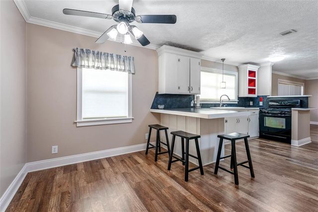 1409 Lourdes St Street, Sulphur, LA 70663