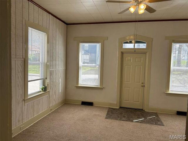 411 S 1st Street, Belleville, IL 62220