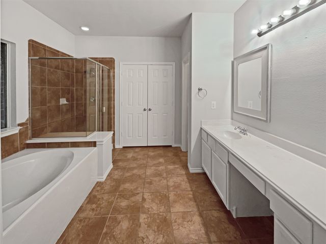 815 Creekstone Court, Cedar Hill, TX 75104