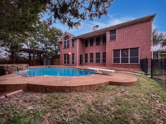 815 Creekstone Court, Cedar Hill, TX 75104