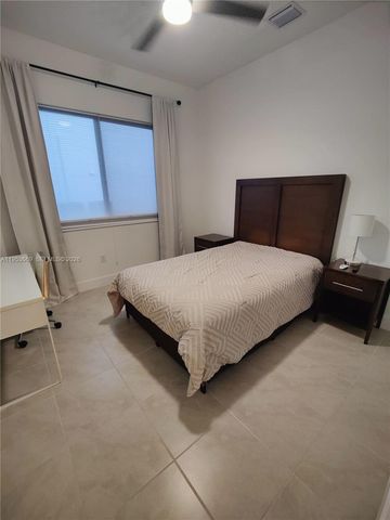 5077 Gambero Way 5077, Naples, FL 34142