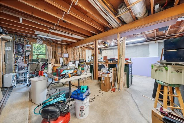 218 Shannock Hill Road, Richmond, RI 02892