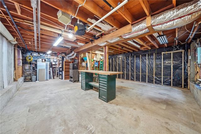 218 Shannock Hill Road, Richmond, RI 02892