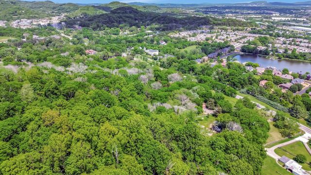 483 Franklin Rd, Franklin, TN 37069