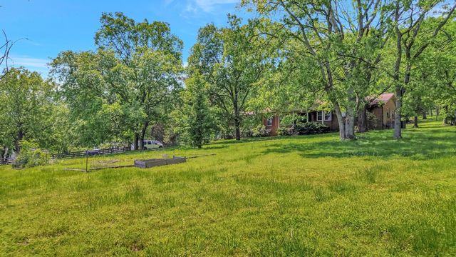 483 Franklin Rd, Franklin, TN 37069