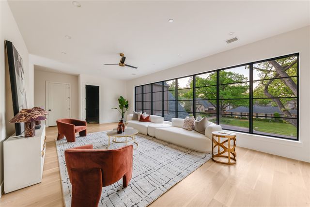 6814 Glendora, Dallas, TX 75230