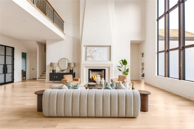 6814 Glendora, Dallas, TX 75230