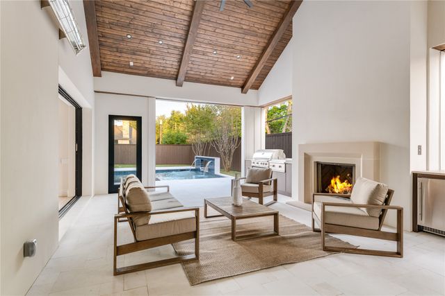 6814 Glendora, Dallas, TX 75230