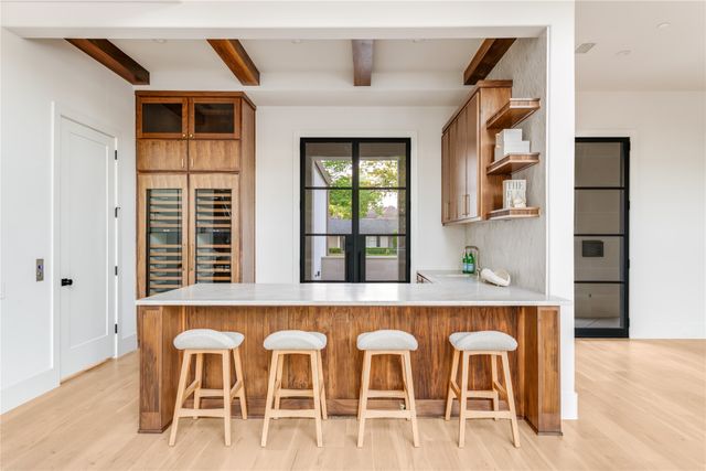 6814 Glendora, Dallas, TX 75230