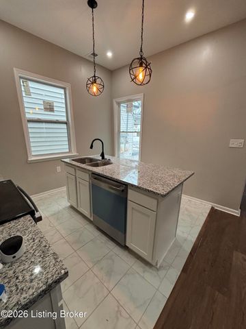 2416 Garland Ave, Louisville, KY 40211