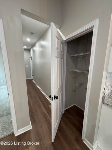 2416 Garland Ave, Louisville, KY 40211