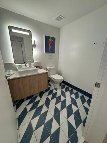 159 NE 6th St 1806, Miami, FL 33132