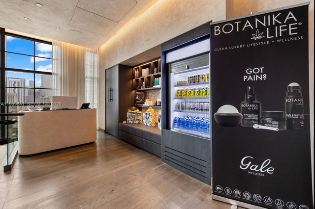 159 NE 6th St 1806, Miami, FL 33132