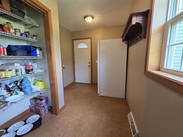 W7918 Payton Drive, Pardeeville, WI 53954