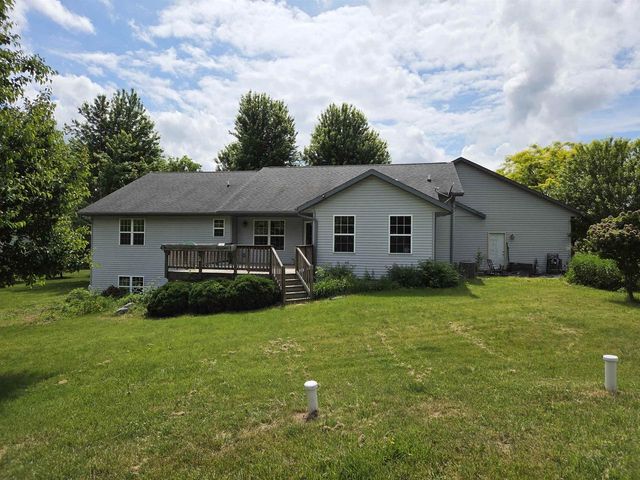 W7918 Payton Drive, Pardeeville, WI 53954